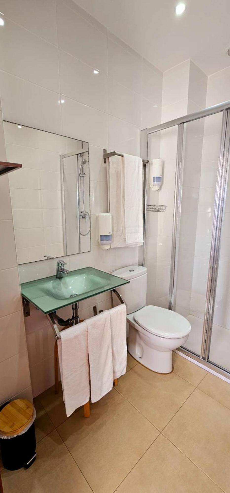 Hotel Artxanda Bilbao, Parking Gratuito En El Exterior Junto Al Hotel (Adults Only) Exteriör bild