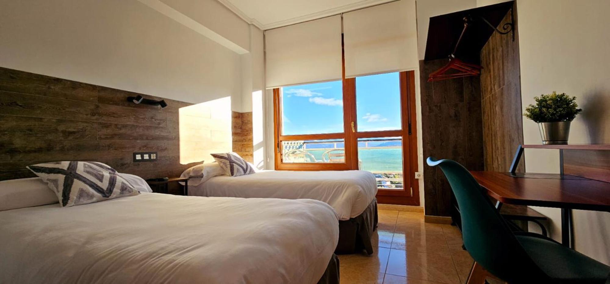 Hotel Artxanda Bilbao, Parking Gratuito En El Exterior Junto Al Hotel (Adults Only) Exteriör bild